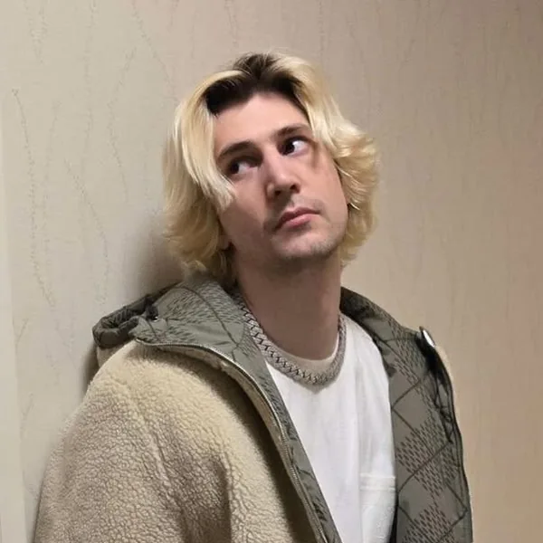xQc